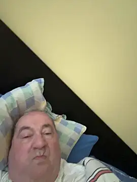 Snapshot of csikar chatting on 05-03-26, 05:12 csikar online show from 05-03-26, 05:12