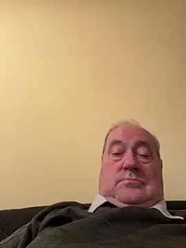 Snapshot of csikar chatting on 04-29-26, 08:48 csikar online show from 04-29-26, 08:48