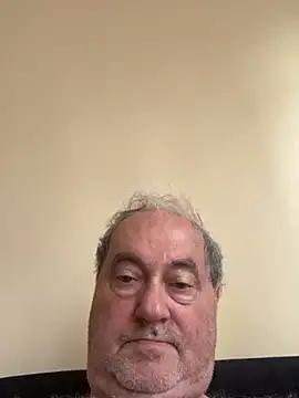 Snapshot of csikar chatting on 06-03-26, 08:37 csikar online show from 06-03-26, 08:37