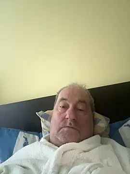 Snapshot of csikar chatting on 05-14-26, 05:26 csikar online show from 05-14-26, 05:26