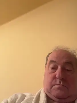 Snapshot of csikar chatting on 05-23-26, 10:31 csikar online show from 05-23-26, 10:31