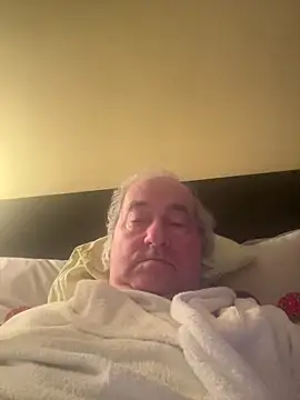 Snapshot of csikar chatting on 02-05-26, 06:31 csikar online show from 02-05-26, 06:31