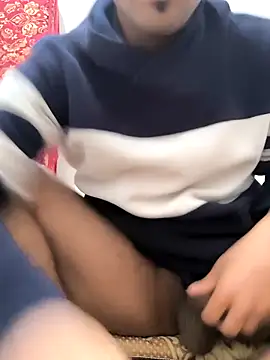 Snapshot of twinkarabboy chatting on 01-05-26, 09:18 twinkarabboy online show from 01-05-26, 09:18