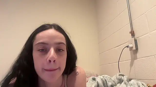 Snapshot of faithluvv chatting on 01-06-26, 02:15 faithluvv online show from 01-06-26, 02:15