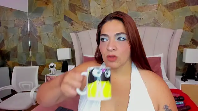 GabyGrey  online show from 04-08-26, 07:15