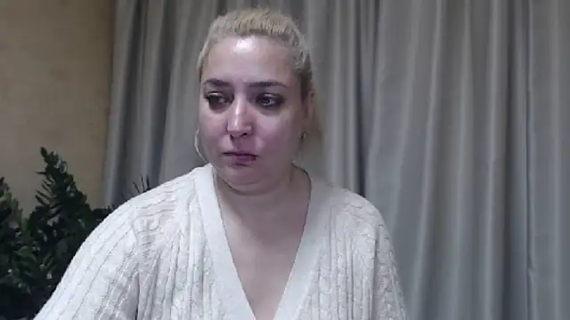 sweetpussy13 online show from 11-05-25, 07:22