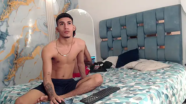 DIAMOND BLACKS online show from 04-11-26, 07:45