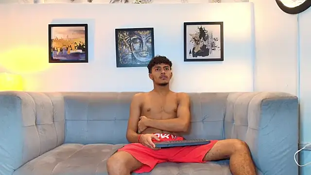 Snapshot of DIAMOND_BLACKS chatting on 02-26-26, 07:41 DIAMOND BLACKS online show from 02-26-26, 07:41