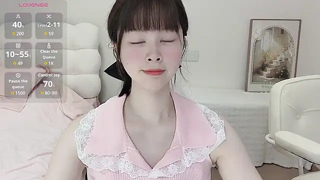 Anna-2005 online show from 05-28-26, 05:15