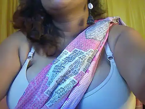 MISTI KOLK online show from 04-10-26, 07:15