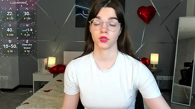 miss  evelyne online show from 02-16-26, 01:04