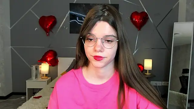 miss  evelyne online show from 02-13-26, 07:52