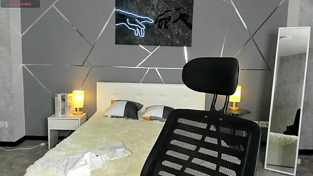 miss  evelyne online show from 01-15-26, 01:20