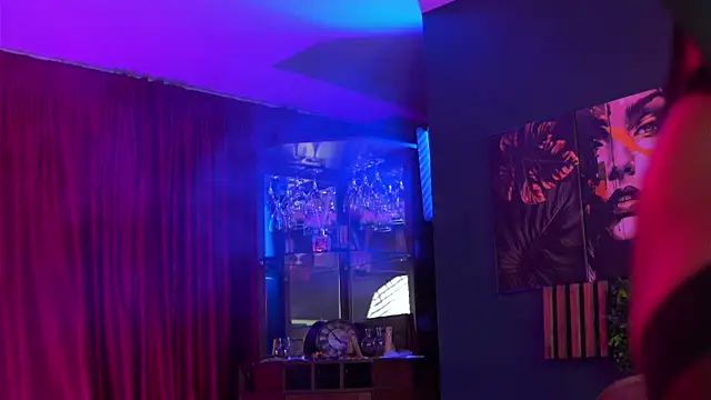 AstridVex online show from 04-03-26, 08:26