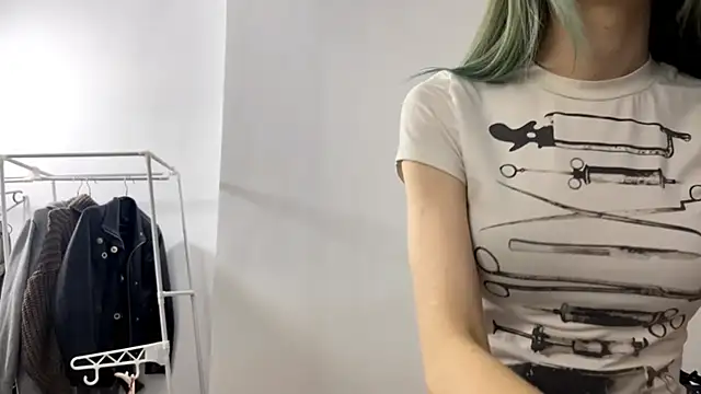 MerIeBremmer online show from 12-16-25, 05:06