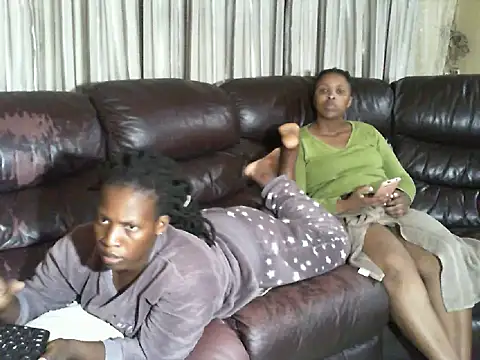 Caramel-goddess18 online show from 03-19-26, 07:25