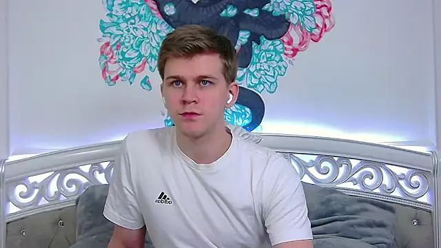 NickJohnas online show from 02-12-26, 06:02