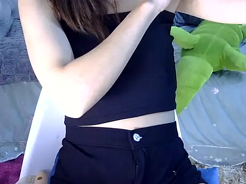 Chichi 86 online show from 01-07-26, 04:28