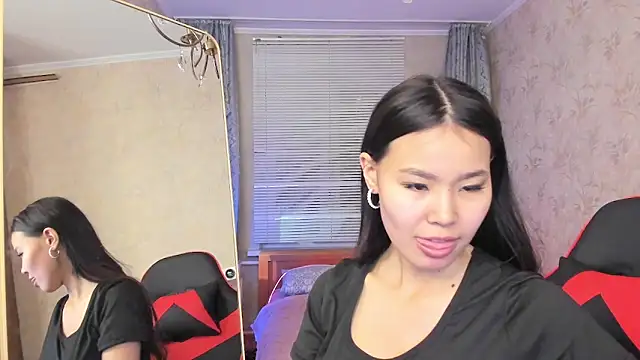 amiya cute online show from 03-15-26, 03:19