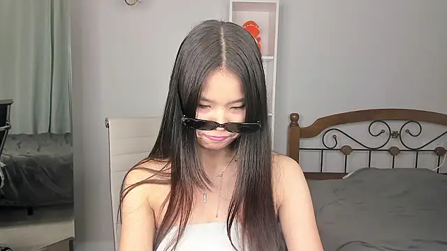 amiya cute online show from 02-16-26, 03:43