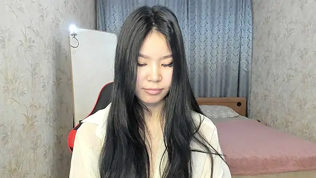 amiya cute online show from 03-24-26, 05:35