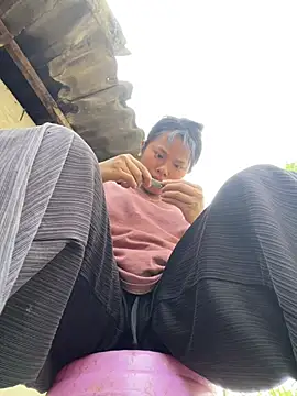 Nika-be online show from 04-17-26, 01:19