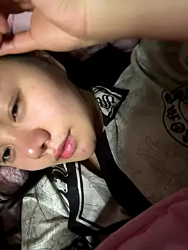 leo-kitty online show from 12-14-25, 09:04