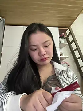 Snapshot of leo-kitty chatting on 03-02-26, 02:24 leo-kitty online show from 03-02-26, 02:24