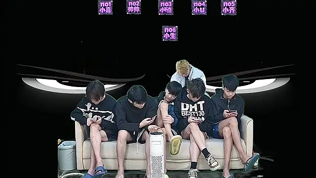 yujiannanpu online show from 01-06-26, 02:59