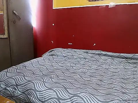 Lovelycouple25 online show from 02-21-26, 06:59