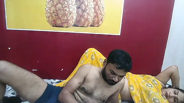 Lovelycouple25 online show from 05-21-26, 09:17