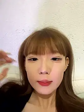 Snapshot of cclover1 chatting on 01-15-26, 01:36 cclover1 online show from 01-15-26, 01:36