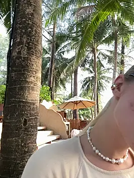 SunnyShiney online show from 02-20-26, 10:06