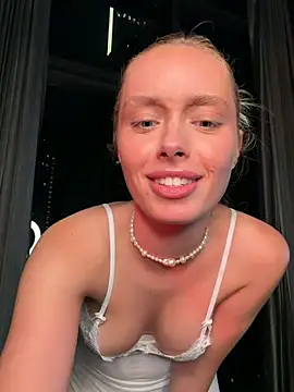 SunnyShiney online show from 05-08-26, 02:32