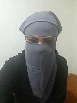 Snapshot of katiyvy chatting on 02-10-26, 12:31 katiyvy online show from 02-10-26, 12:31