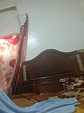 Snapshot of katiyvy chatting on 04-04-26, 01:17 katiyvy online show from 04-04-26, 01:17