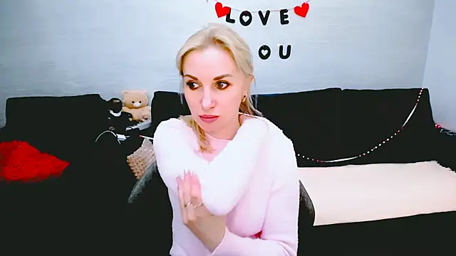 Hanna--Sweet online show from 04-22-26, 11:39