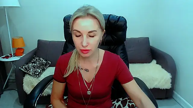 Snapshot of Hanna--Sweet chatting on 07-04-26, 03:16 Hanna--Sweet online show from 07-04-26, 03:16