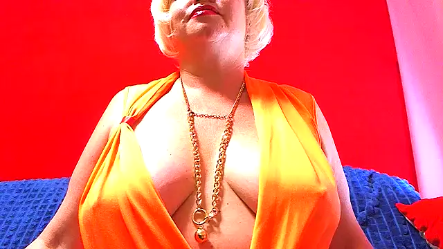NaughtyMILF4UX online show from 05-07-26, 03:33