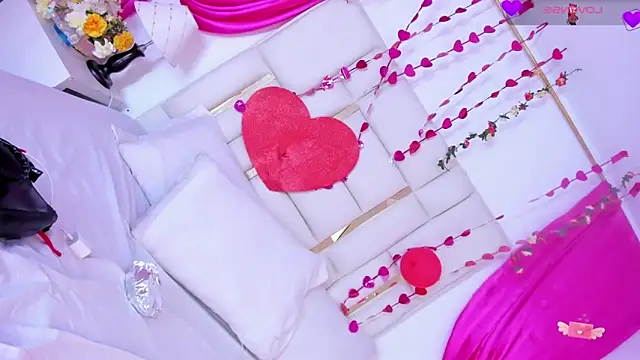 Silvanna-Casstro online show from 02-25-26, 11:43