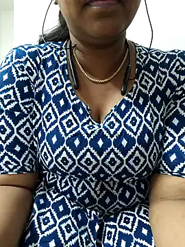 Snapshot of pattupattuma27 chatting on 02-09-26, 09:07 pattupattuma27 online show from 02-09-26, 09:07