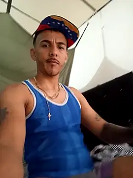 Marshallbronnxx online show from 04-01-26, 09:56