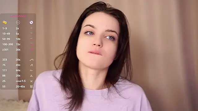 Snapshot of DollieDallam chatting on 12-21-25, 06:48 DollieDallam online show from 12-21-25, 06:48