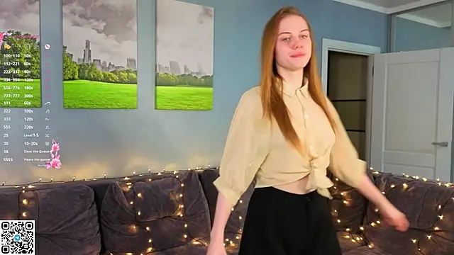 Snapshot of DivaViera chatting on 01-06-26, 06:17 DivaViera online show from 01-06-26, 06:17