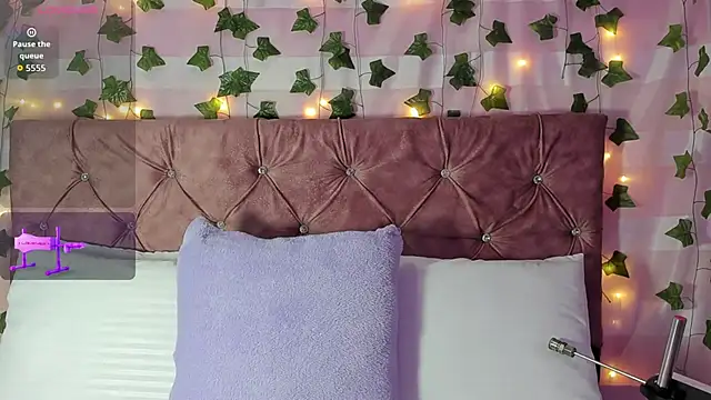 Ayla-marttinez online show from 03-19-26, 01:27