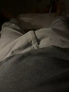 Night outcam online show from 02-26-26, 10:10