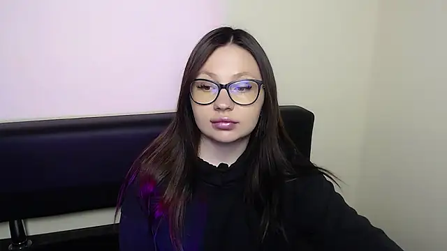 LiliaErmi online show from 05-20-26, 06:10