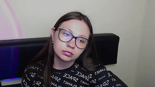 LiliaErmi online show from 06-10-26, 10:16