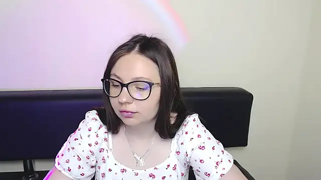 LiliaErmi online show from 06-20-26, 06:51