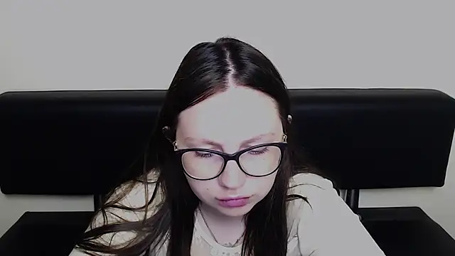 LiliaErmi online show from 06-04-26, 07:02